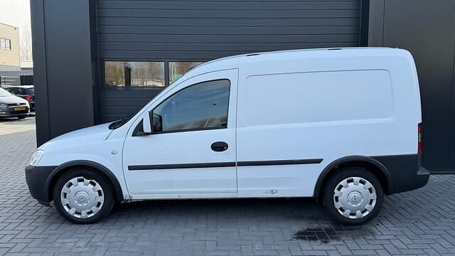 Occasion Opel Combo 94 PK (69 kW) 2009 Wit MPV