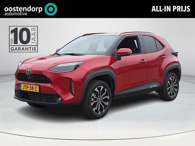 Rood (metallic) Nieuw 2025 Toyota Yaris Cross SUV | € 34.950 (Eerlijke prijs) - Afbeelding 1/4