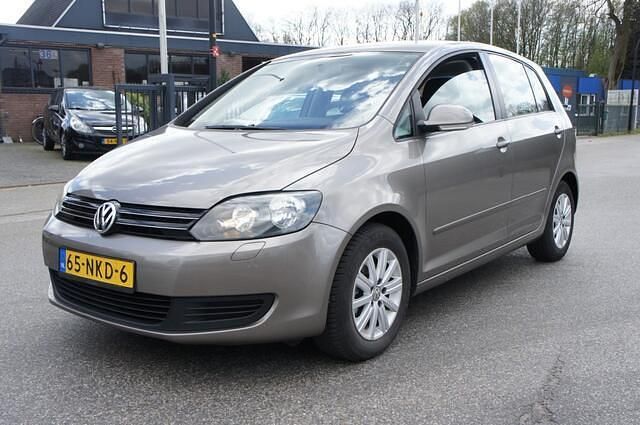 Bruin Occasion 2010 VW Golf Plus Cross Comfortline MPV | € 5.950 (Iets duurder) - Afbeelding 1/4