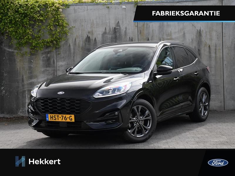 Zwart, metallic lak Gebruikt 2023 Ford Kuga ST-Line SUV | € 31.995 (Eerlijke prijs) - Afbeelding 1/4