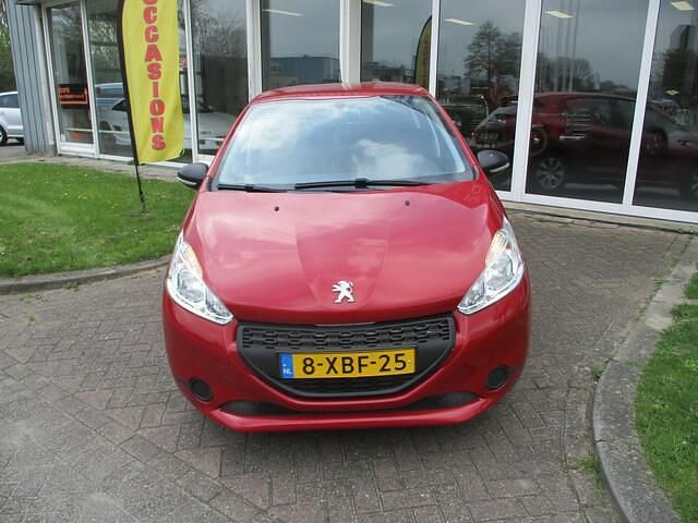 Occasion Peugeot 208 68 PK (50 kW) 2014 Rood (metallic) Hatchback
