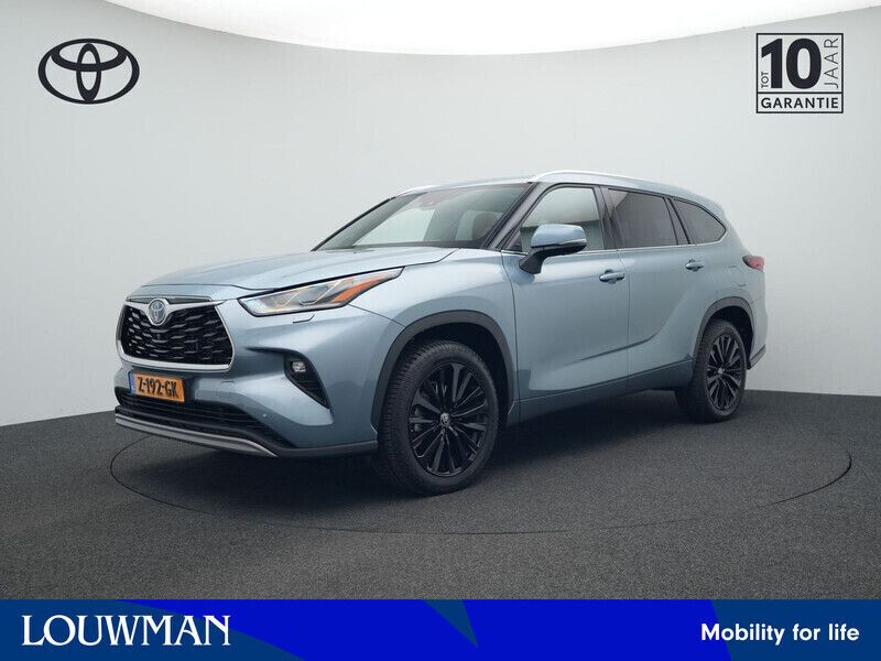 Moon dust silver premium metallic (grijs metallic) Gebruikt 2024 Toyota Highlander Premium SUV | € 76.445 (Eerlijke prijs) - Afbeelding 1/3