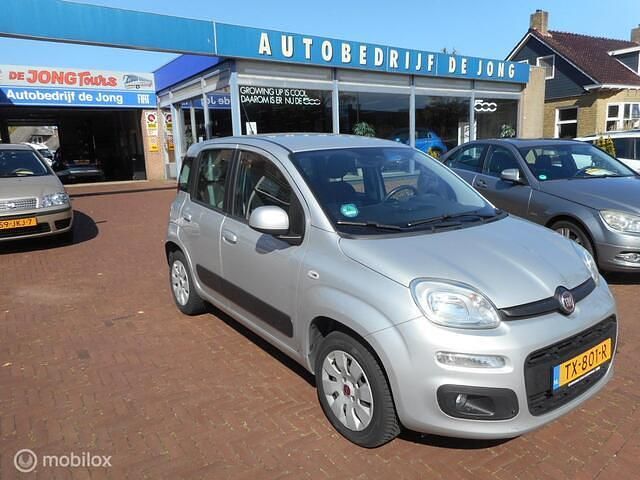 Grijs Gebruikt 2018 Fiat Panda Lounge Hatchback | € 8.945 (Goede deal) - Afbeelding 1/4