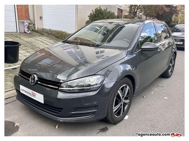 Grijs Occasion 2016 VW Golf Trendline Sedan | € 16.470 (Iets duurder) - Afbeelding 1/4