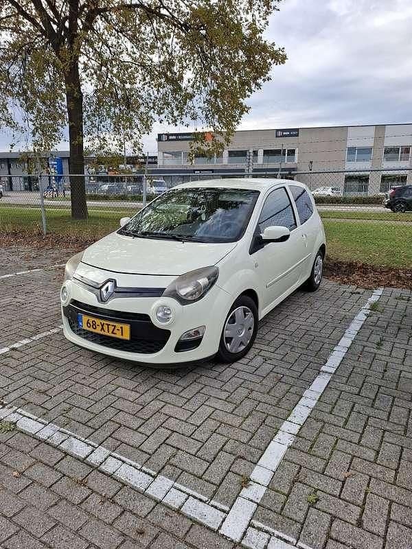 Wit Occasion 2012 Renault Twingo Collection Hatchback | € 2.500 (Goede deal) - Afbeelding 1/4
