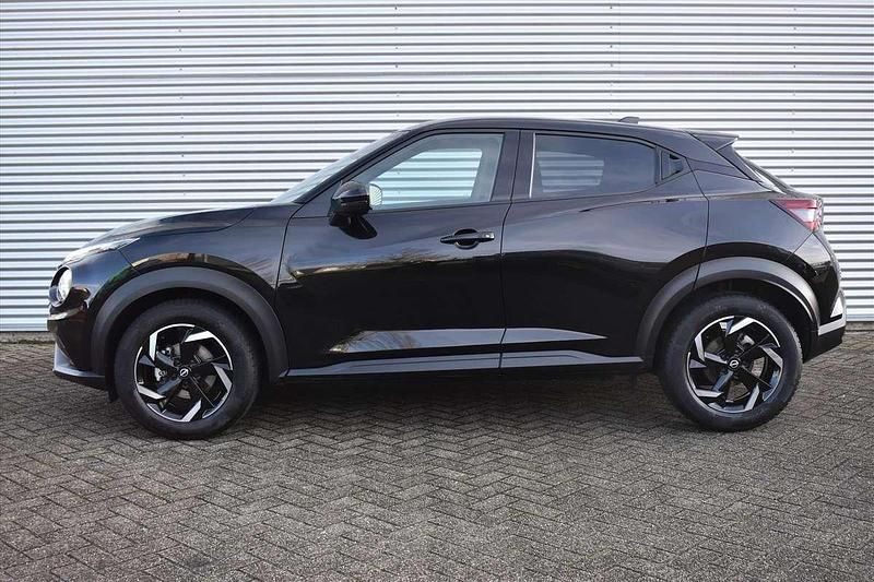 Occasion Nissan Juke N-Connecta 114 PK (83 kW) 2024 Zwart SUV