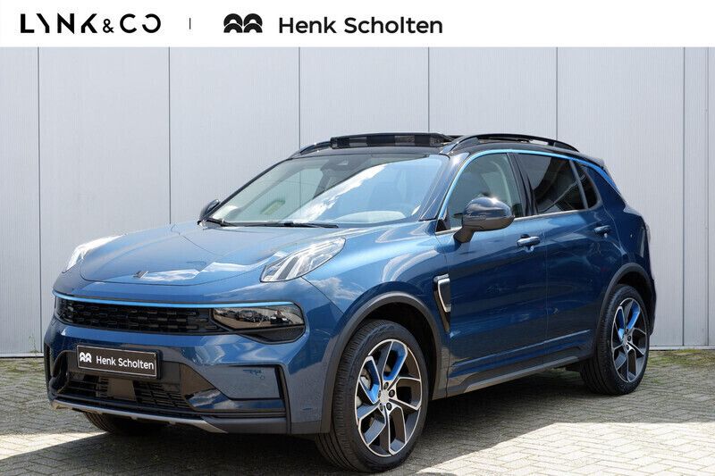 Blauw, metallic lak Gebruikt 2022 Lynk & Co 01 SUV | € 25.750 (Eerlijke prijs) - Afbeelding 1/4