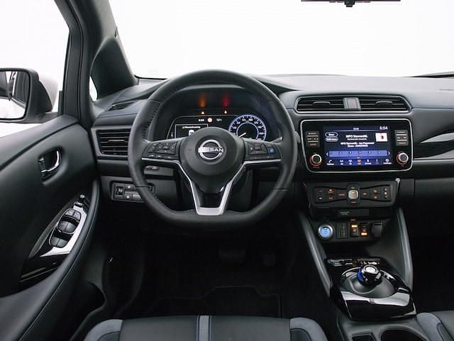 Occasion Nissan Leaf 360º 80 kW (109 PK) 2024 Wit (metallic) Hatchback