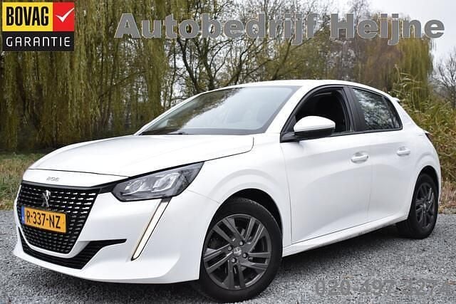 Wit Gebruikt 2021 Peugeot 208 Active Hatchback | € 15.445 (Super prijs) - Afbeelding 1/4