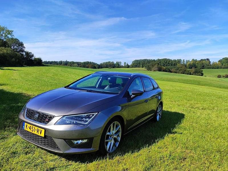 Occasion Seat Leon ST Business 125 PK (91 kW) 2015 Brons Stationwagen