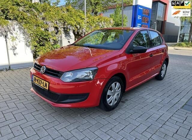 Rood Gebruikt 2012 VW Polo Comfortline Hatchback | € 6.250 (Eerlijke prijs) - Afbeelding 1/4