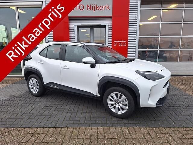 Wit Gebruikt 2024 Toyota Yaris Cross Active SUV | € 26.900 (Goede deal) - Afbeelding 1/4