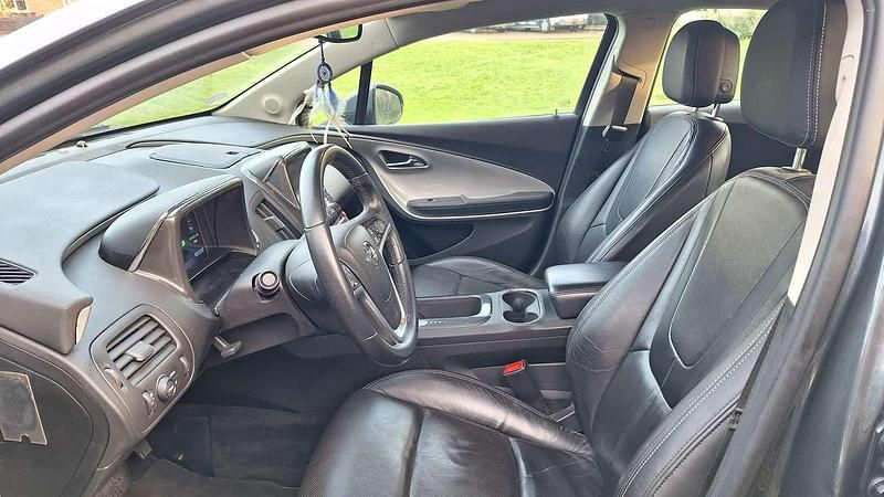 Occasion Opel Ampera 151 PK (111 kW) 2012 Grijs Hatchback