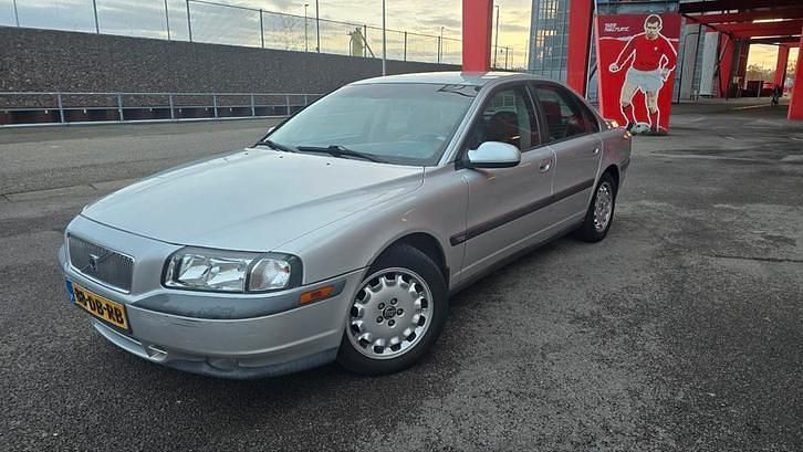 Gebruikt 1999 Volvo S80 Sedan | € 1.000 (Goede deal) - Afbeelding 1/4