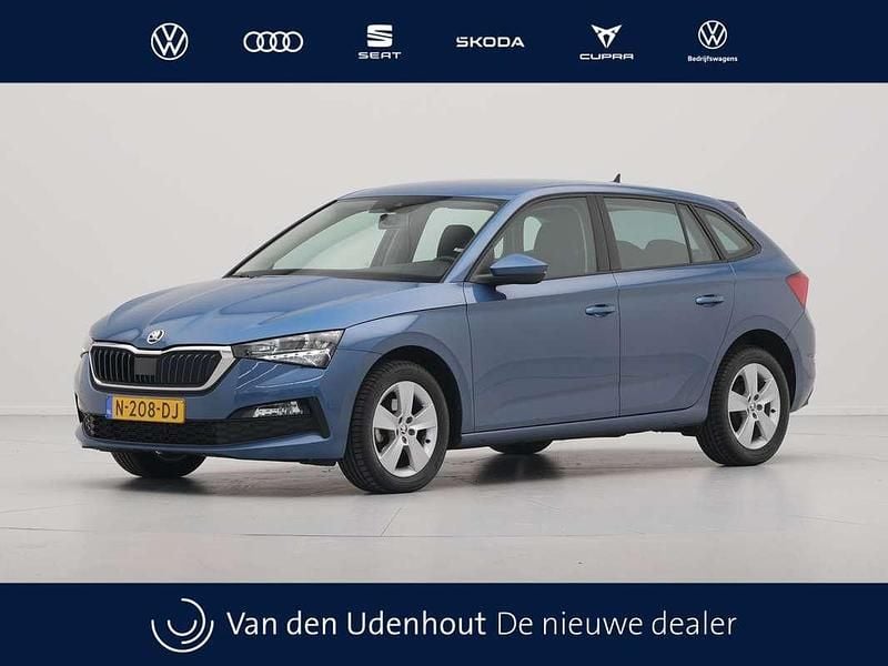 Blauw Gebruikt 2021 Skoda Scala Ambition Hatchback | € 16.940 (Eerlijke prijs) - Afbeelding 1/4
