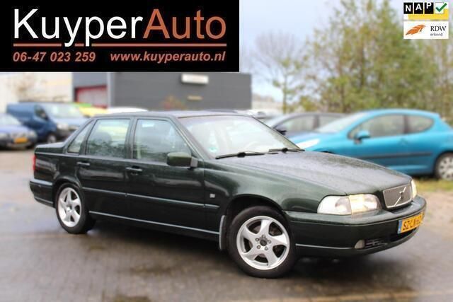 Groen Gebruikt 1998 Volvo S70 Sedan | € 1.950 - Afbeelding 1/4