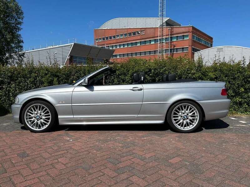 Zilver Gebruikt 2003 BMW 320 Cabriolet M Sport Cabriolet | € 7.295 (Goede deal) - Afbeelding 1/4