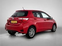 Occasion Toyota Yaris 101 PK (74 kW) 2019 Rood Hatchback