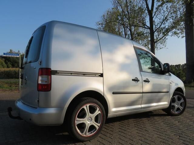 Occasion VW Caddy 102 PK (75 kW) 2008 Grijs MPV