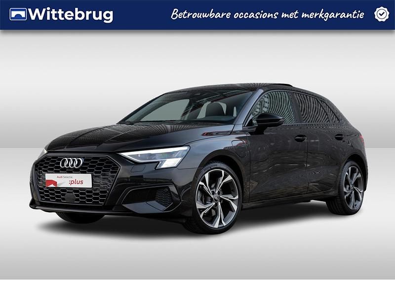 Zwart Gebruikt 2022 Audi A3 Sportback e-tron Advanced Plus Hatchback | € 30.950 (Iets duurder) - Afbeelding 1/3