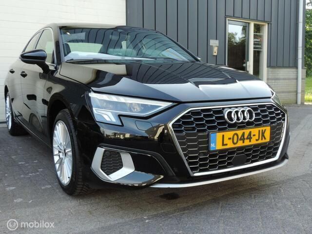 Occasion Audi A3 Advanced 110 PK (80 kW) 2021 Zwart Sedan