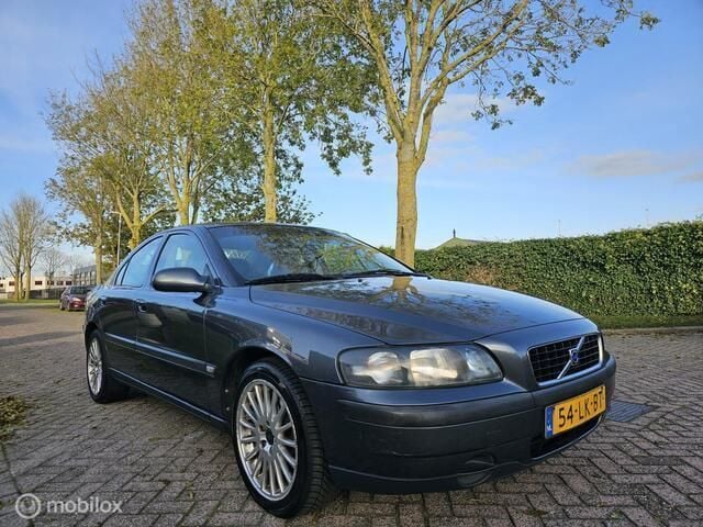 Grijs Gebruikt 2003 Volvo S60 Sedan | € 1.499 (Goede deal) - Afbeelding 1/4