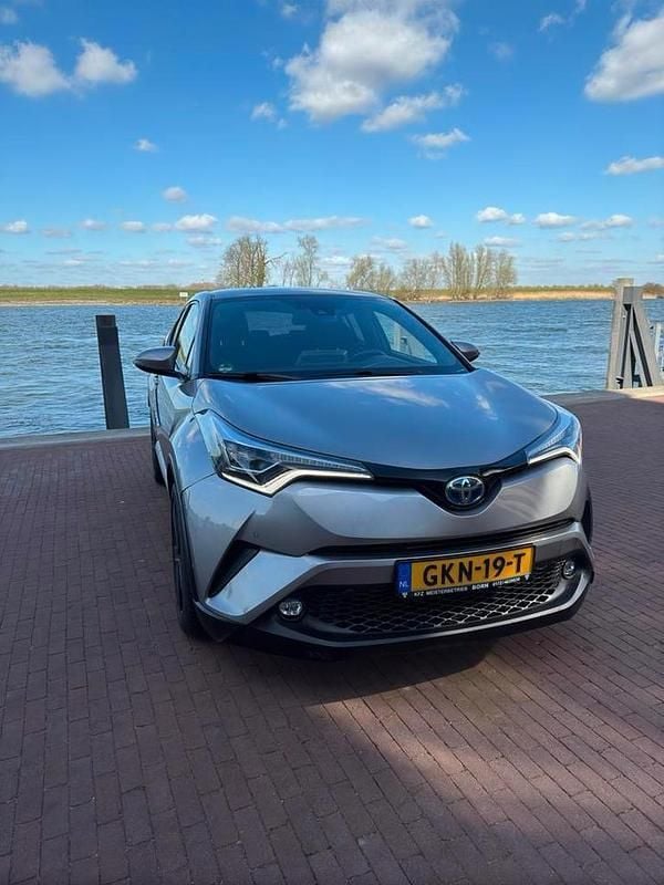 Gebruikt 2018 Toyota C-HR SUV | € 16.000 (Goede deal) - Afbeelding 1/4