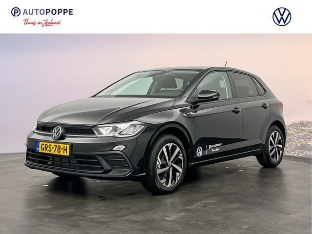 Zwart Gebruikt 2024 VW Polo Life Hatchback | € 27.950 (Duur) - Afbeelding 1/4