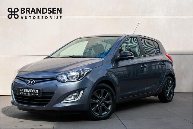 Grijs Gebruikt 2015 Hyundai i20 Hatchback | € 8.900 (Eerlijke prijs) - Afbeelding 1/4