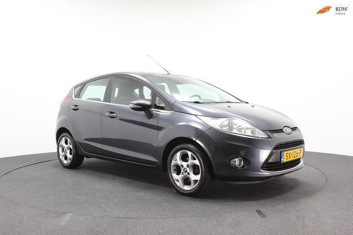 Grijs Occasion 2010 Ford Fiesta Ghia Hatchback | € 4.650 (Eerlijke prijs) - Afbeelding 1/4