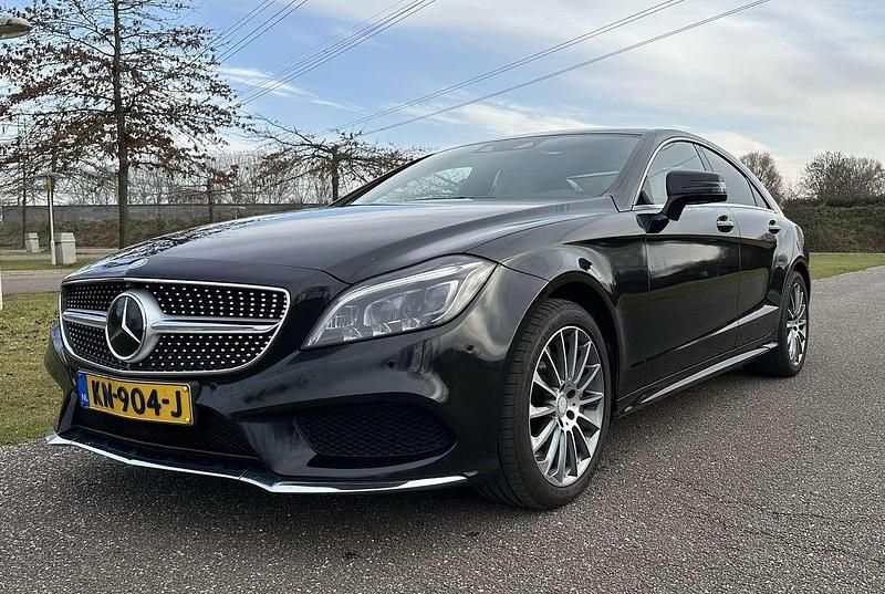 Zwart Occasion 2015 Mercedes CLS350 Coupé | € 22.000 - Afbeelding 1/4