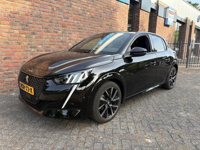 Zwart Gebruikt 2022 Peugeot 208 GT Hatchback | € 20.955 (Eerlijke prijs) - Afbeelding 1/4