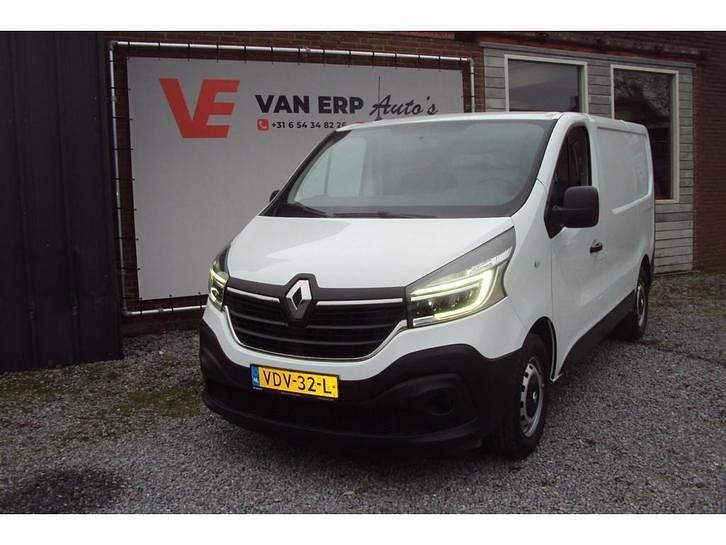 Wit Gebruikt 2020 Renault Trafic Komfort MPV | € 9.450 - Afbeelding 1/4