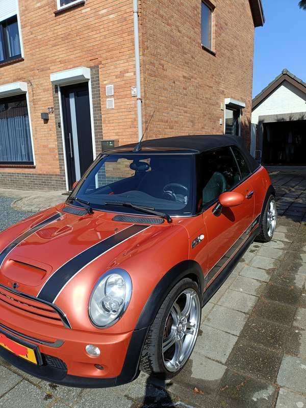 Oranje Gebruikt 2005 Mini Cooper S Cabriolet Chili Cabriolet | € 7.950 (Eerlijke prijs) - Afbeelding 1/4