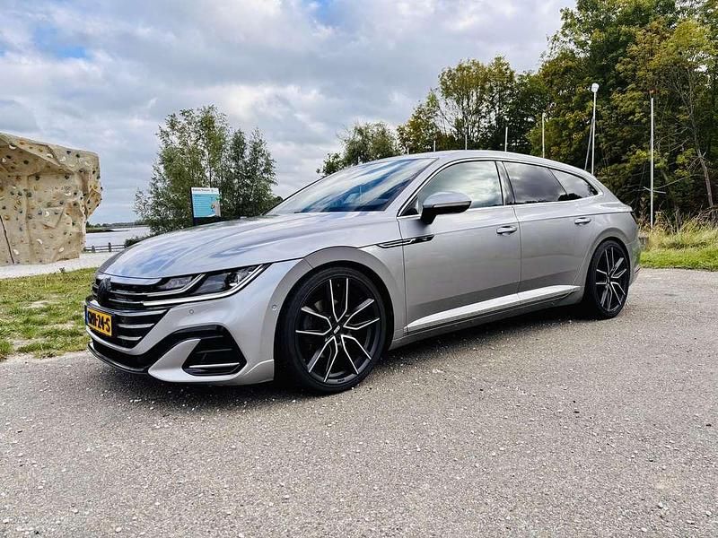 Grijs Gebruikt 2021 VW Arteon R-line Stationwagen | € 29.900 (Eerlijke prijs) - Afbeelding 1/4