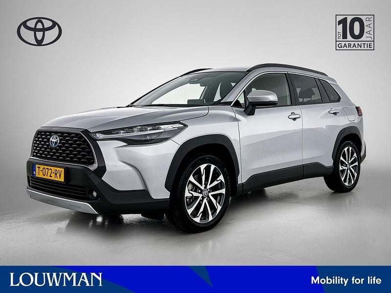 Zilver metallic Gebruikt 2023 Toyota Corolla Cross SUV | € 33.995 (Eerlijke prijs) - Afbeelding 1/4