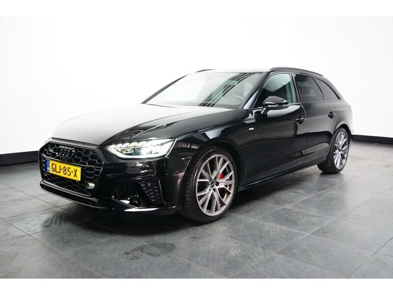 Zwart Gebruikt 2024 Audi A4 Competition Stationwagen | € 53.950 - Afbeelding 1/4