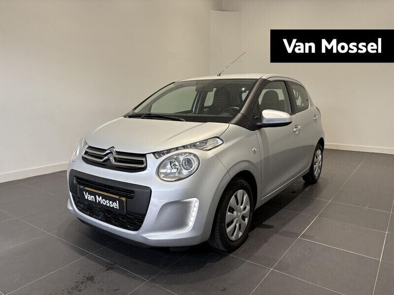 Grijs Gebruikt 2020 Citroën C1 Feel Hatchback | € 10.535 (Eerlijke prijs) - Afbeelding 1/4