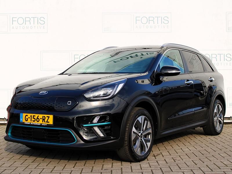 Zwart Gebruikt 2019 Kia e-Niro SUV | € 19.500 (Eerlijke prijs) - Afbeelding 1/4