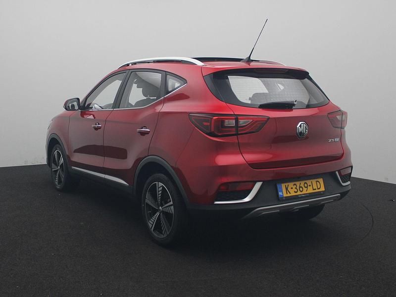 Occasion MG ZS Luxury 105 kW (143 PK) 2020 Rood Sedan