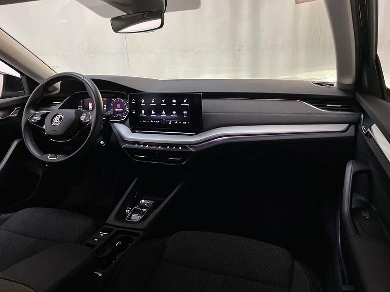 Occasion Skoda Octavia Business Line 110 PK (80 kW) 2022 Zwart Stationwagen
