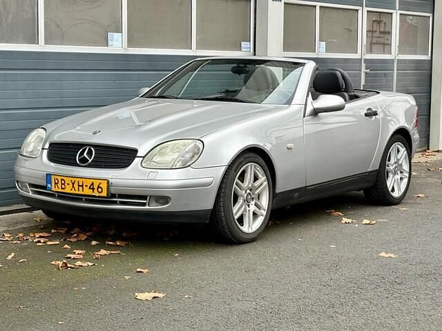 Grijs Gebruikt 1997 Mercedes SLK200 Cabriolet | € 2.750 (Super prijs) - Afbeelding 1/4