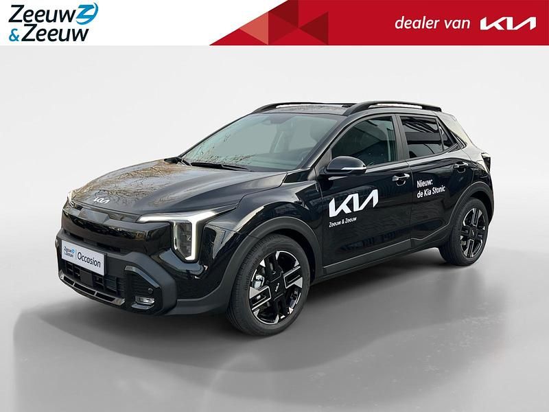 Zwart Nieuw 2025 Kia Stonic GT SUV | € 35.945 - Afbeelding 1/4