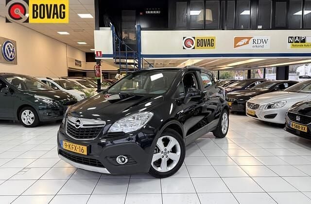 Zwart Gebruikt 2013 Opel Mokka Edition SUV | € 10.950 (Eerlijke prijs) - Afbeelding 1/4