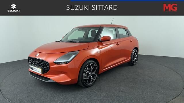 Oranje Nieuw 2025 Suzuki Swift Comfort Hatchback | € 20.950 - Afbeelding 1/4