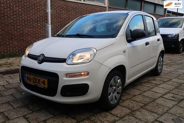 Wit Gebruikt 2012 Fiat Panda Pop Hatchback | € 3.950 (Eerlijke prijs) - Afbeelding 1/4