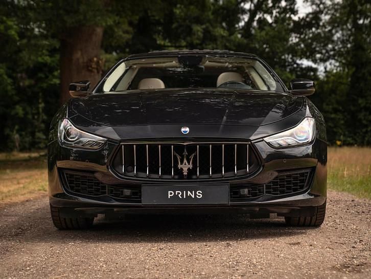 Occasion Maserati Ghibli 349 PK (256 kW) 2022 Zwart Coupé