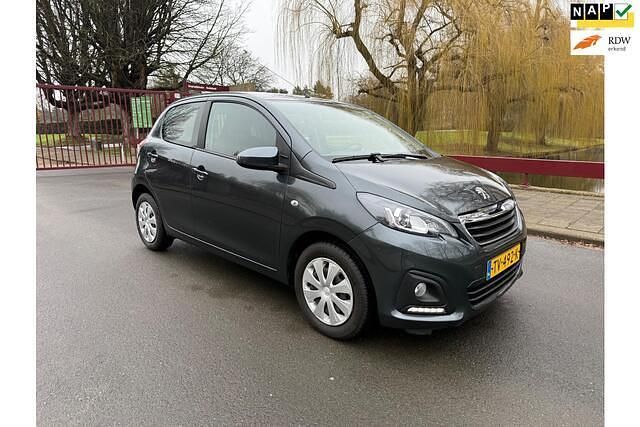 Grijs (metallic) Occasion 2018 Peugeot 108 Active Hatchback | € 7.950 (Goede deal) - Afbeelding 1/4