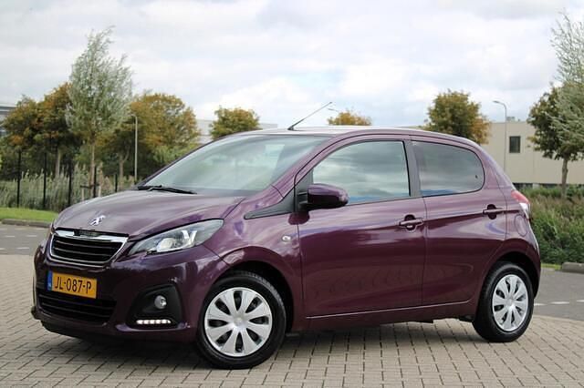 Paars Gebruikt 2016 Peugeot 108 Active Hatchback | € 6.499 (Eerlijke prijs) - Afbeelding 1/4
