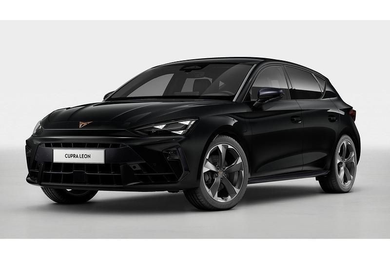 Midnight black Nieuw 2025 Cupra Leon Hatchback | € 44.530 (Eerlijke prijs) - Afbeelding 1/4